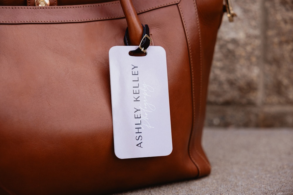 Read more about the article Custom Bag Tags for Better Brand Display
