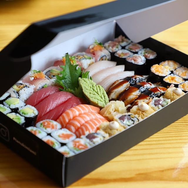 Read more about the article Buy To Impress With Quality Custom Sushi Boxes
