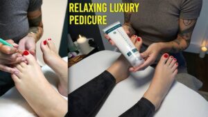 Read more about the article Elevate Your Self-Care: The Transformative Power of a Deluxe Pedicure